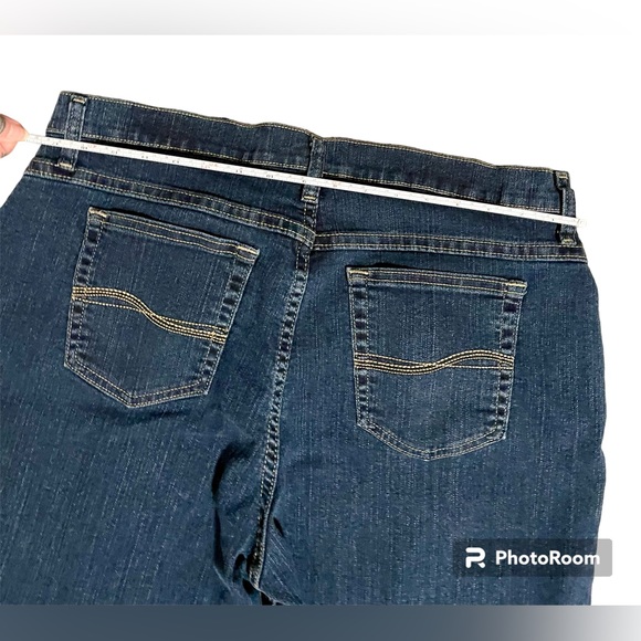 LEE RIDERS 16 P MIDRISE, STRAIGHT LEG, ANKLE (Capri) JEANS-35 Inch Waist - Picture 5 of 6